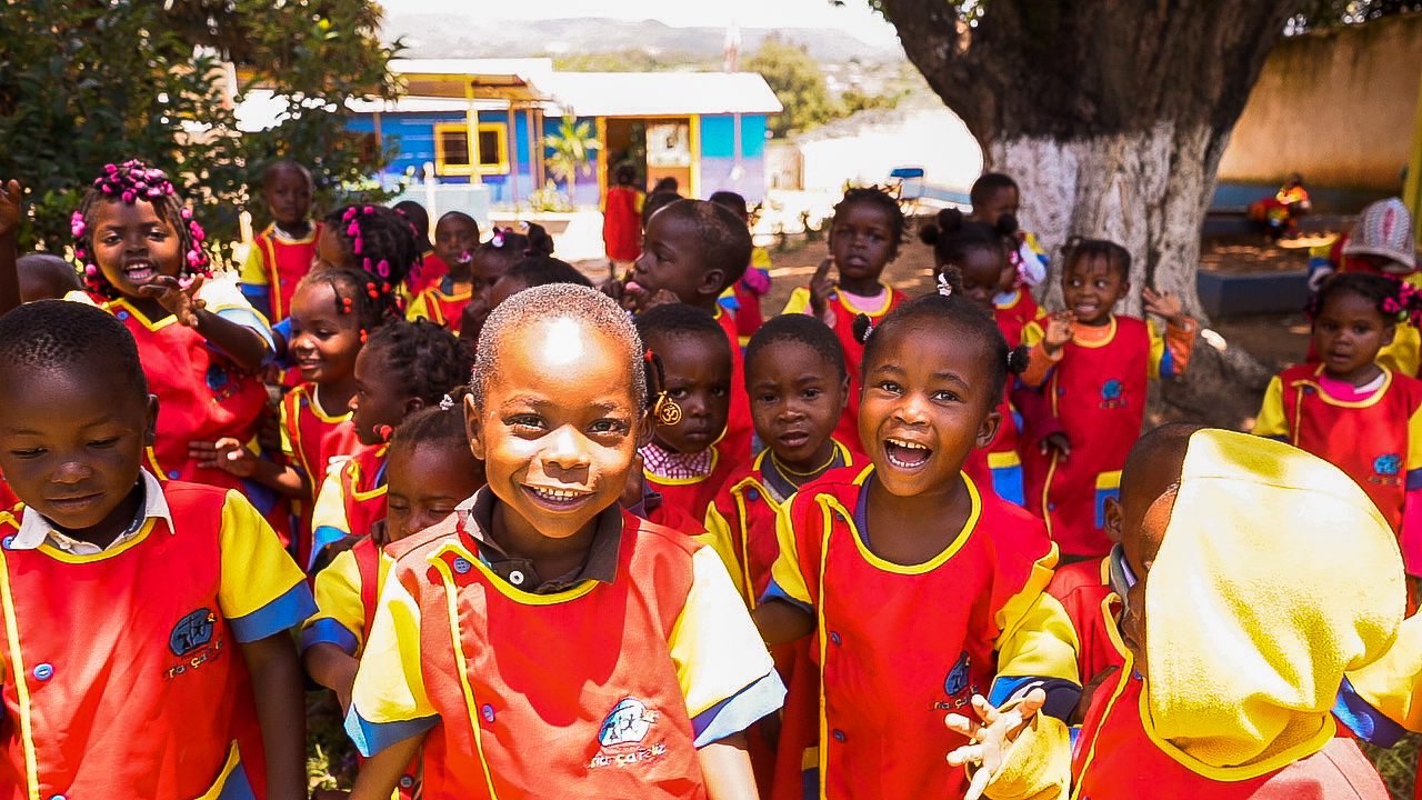 quem somos Criança Feliz Angola nossos crianças apoie nossos projetos